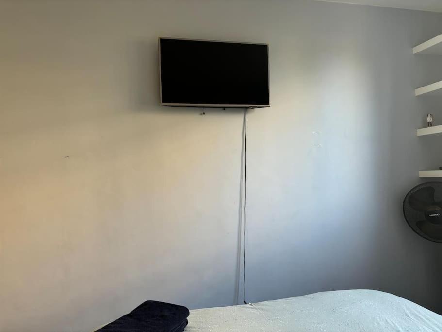 Appartement Confort Avec Balcon - Champigny Ngoại thất bức ảnh
