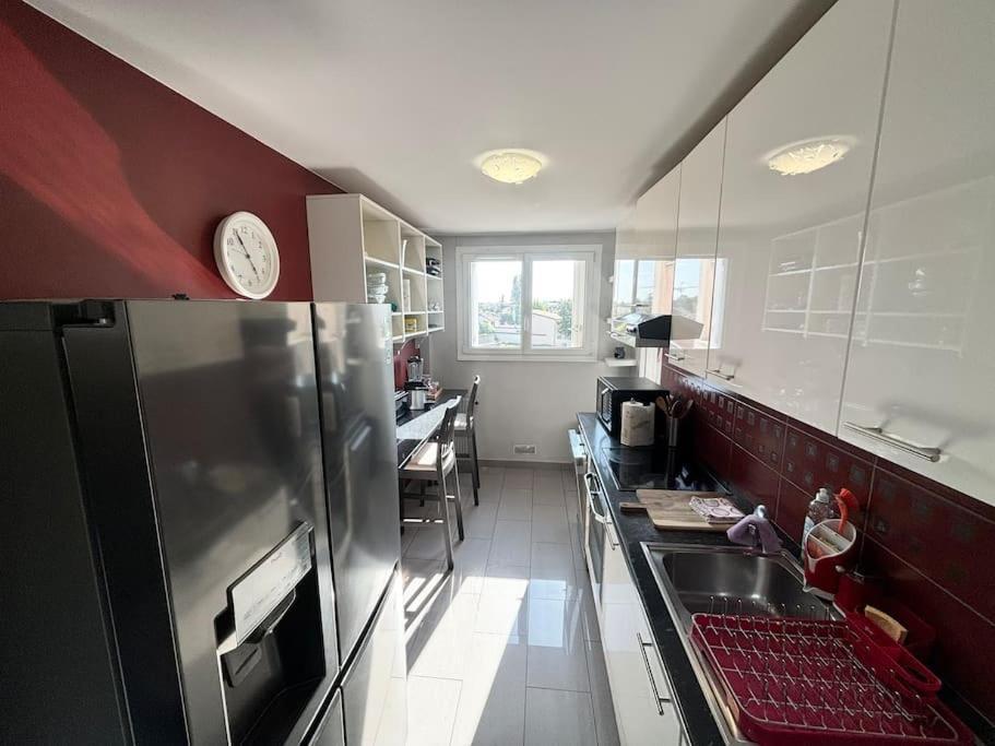 Appartement Confort Avec Balcon - Champigny Ngoại thất bức ảnh